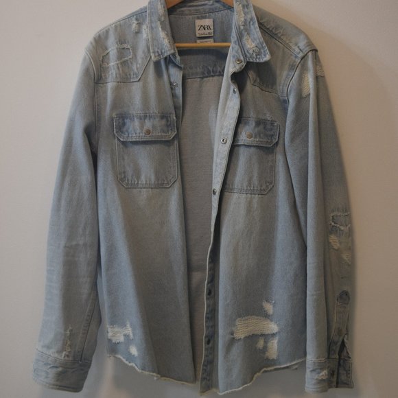 Zara Distressed Denim Jacket - Picture 1 of 2